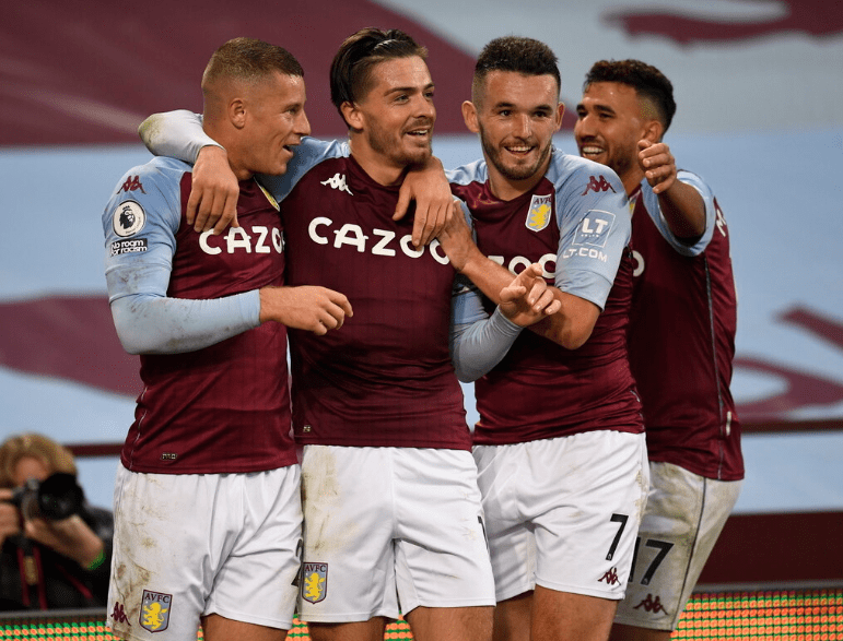 电竞战队年度阵容调整公告